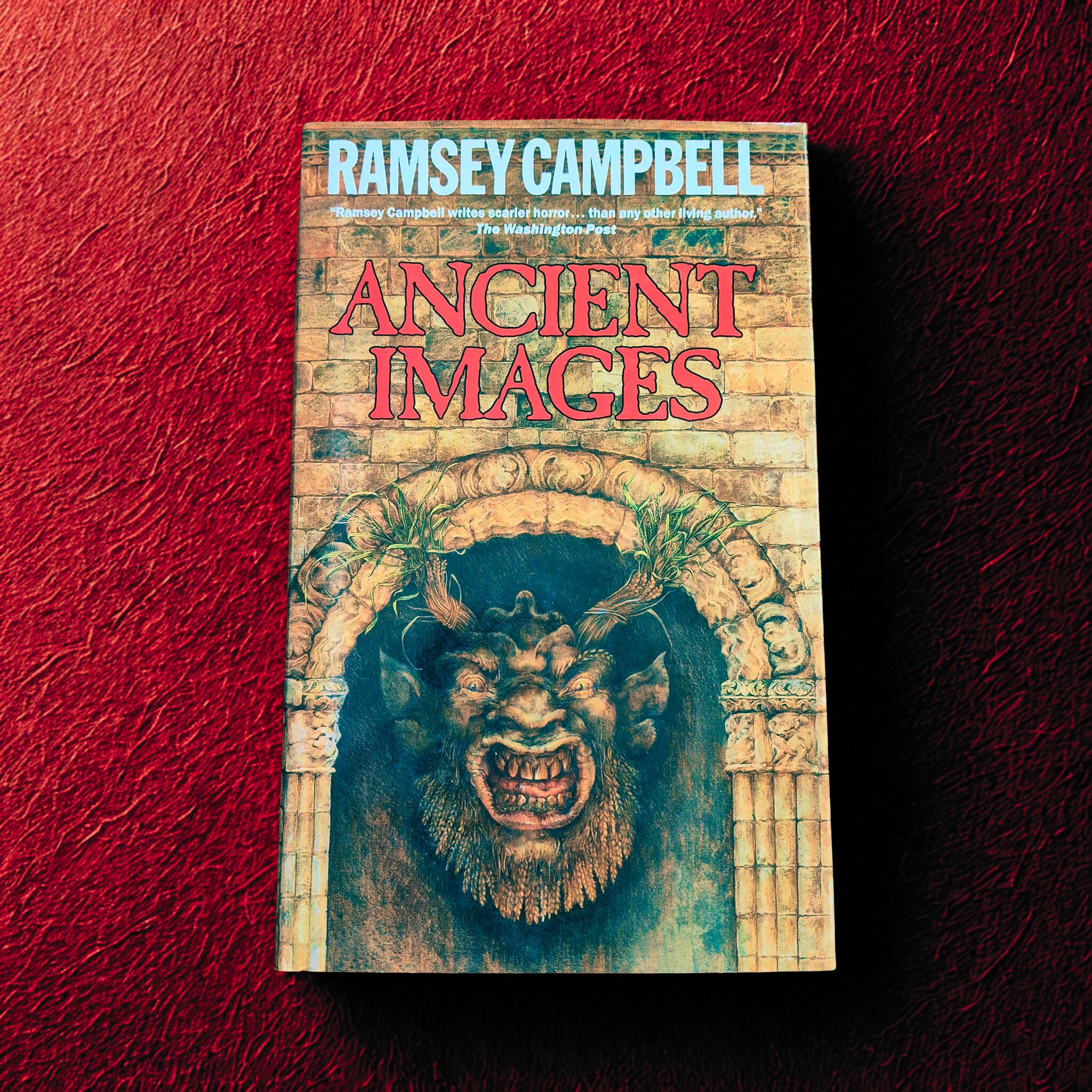 'Ancient Images' by Ramsey Campbell