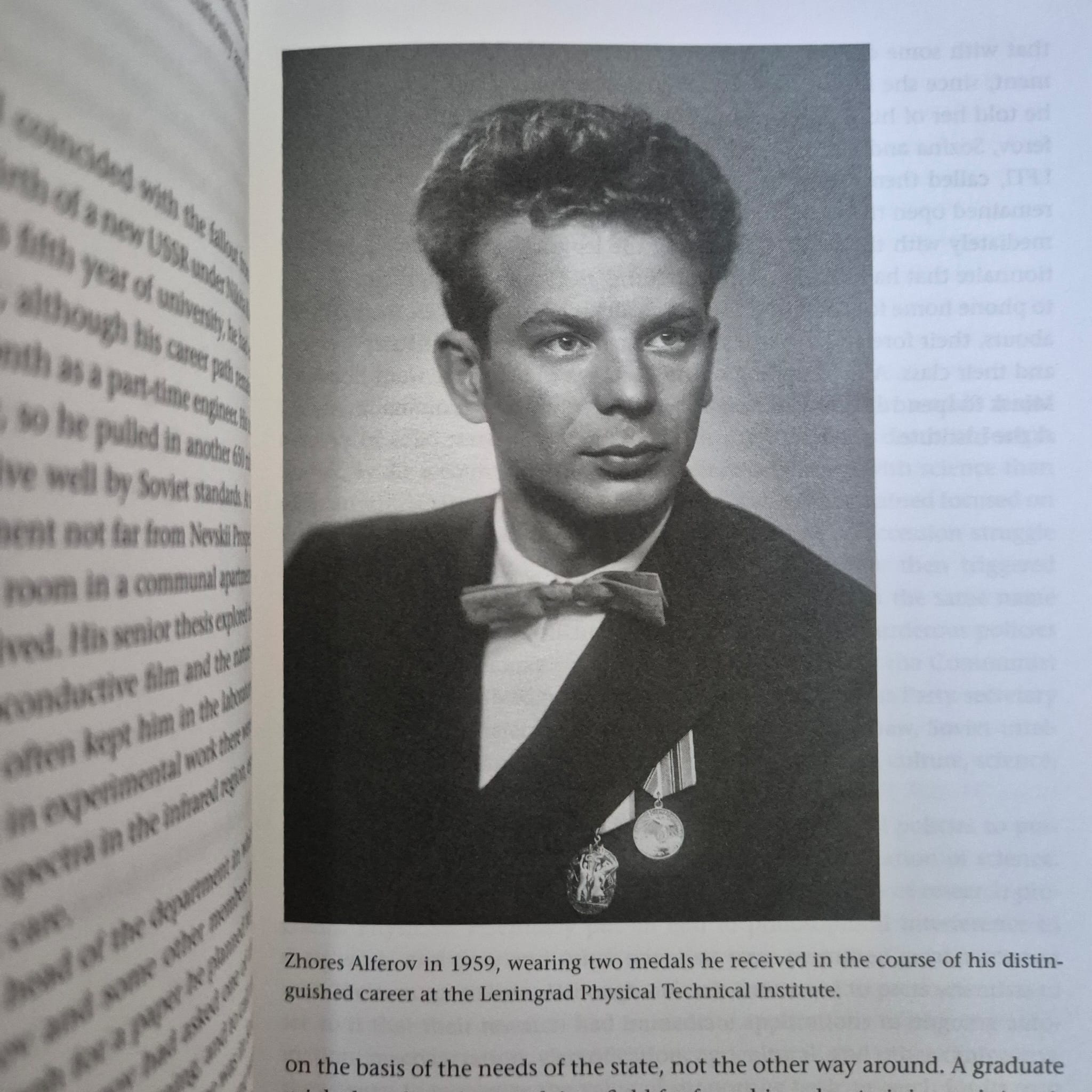 'Lenin's Laureate: Zhores Alferov’s Life in Communist Science' by Paul R. Josephson