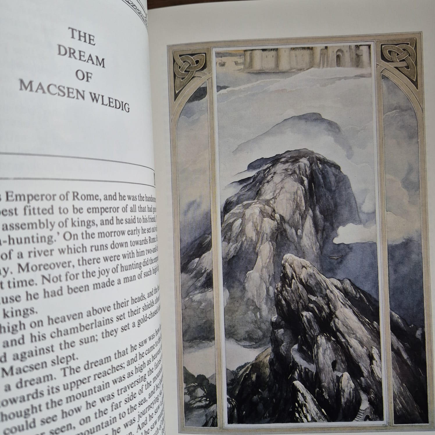 'The Mabinogion' translated by Gwyn & Thomas Jones, illustrated by Alan Lee