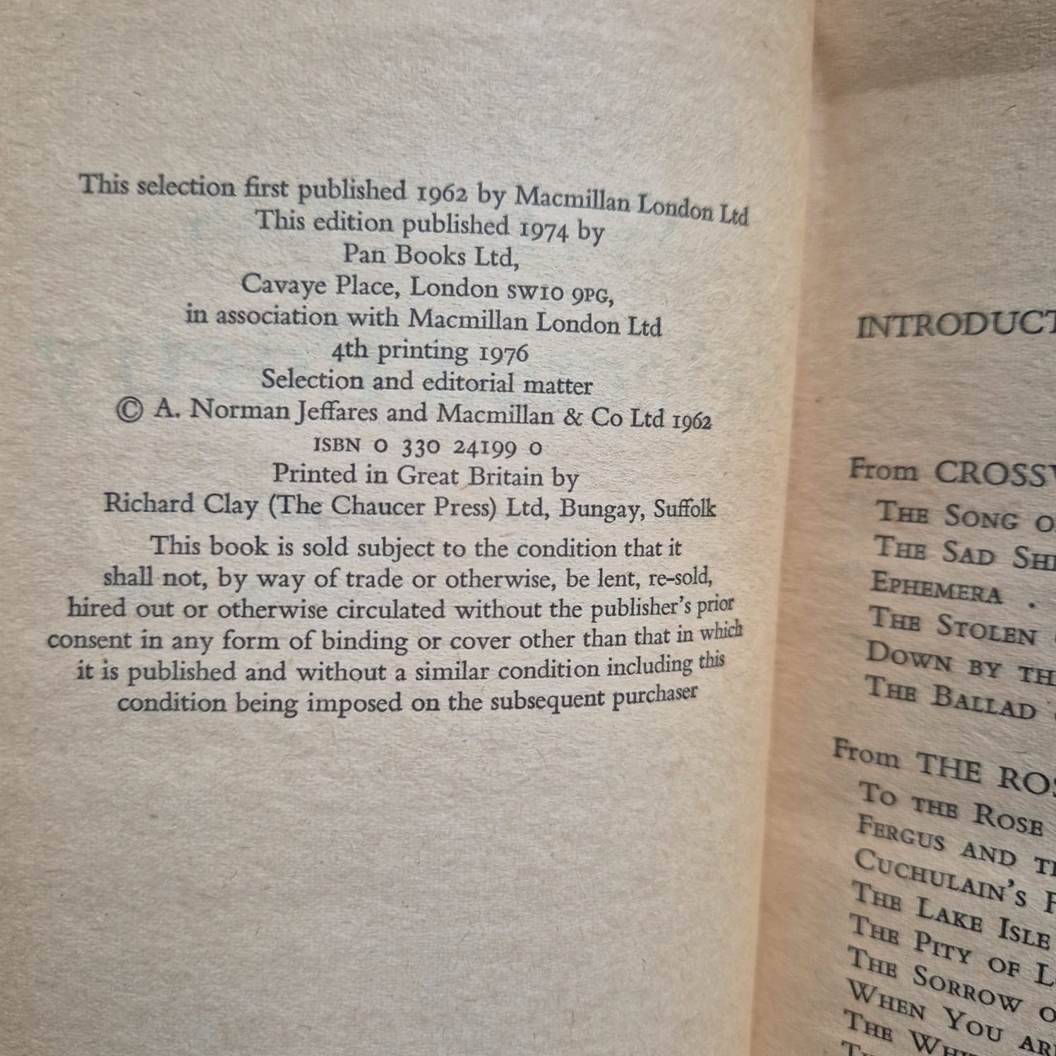 'Selected Poetry' W. B. Yeats & 'The Moon and Sixpence' by W. Somerset Maugham