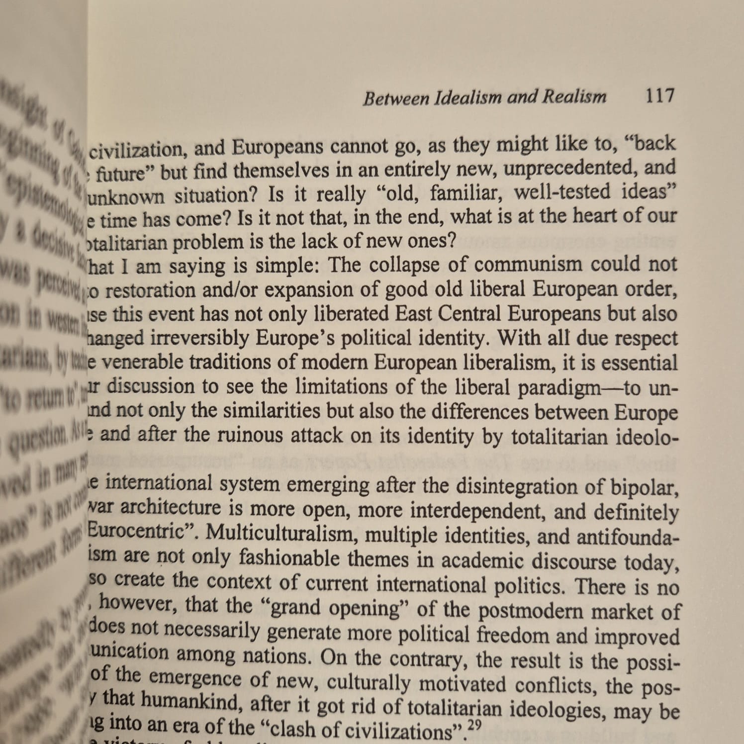 'Between Past and Future: The Revolutions of 1989 and Their Aftermath' edited by Sorin Antohi and Vladimir Tismăneanu