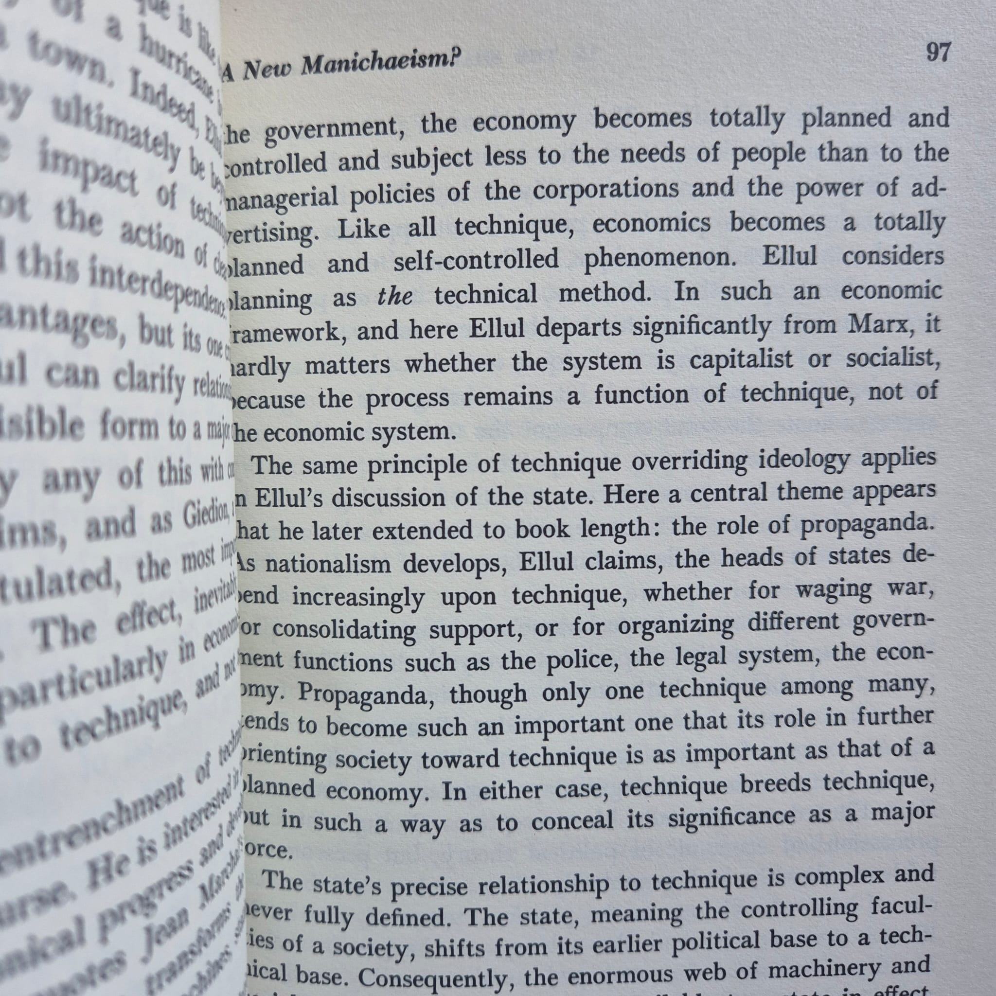 'The Post-Industrial Prophets: Interpretations of Technology' by William Kuhns