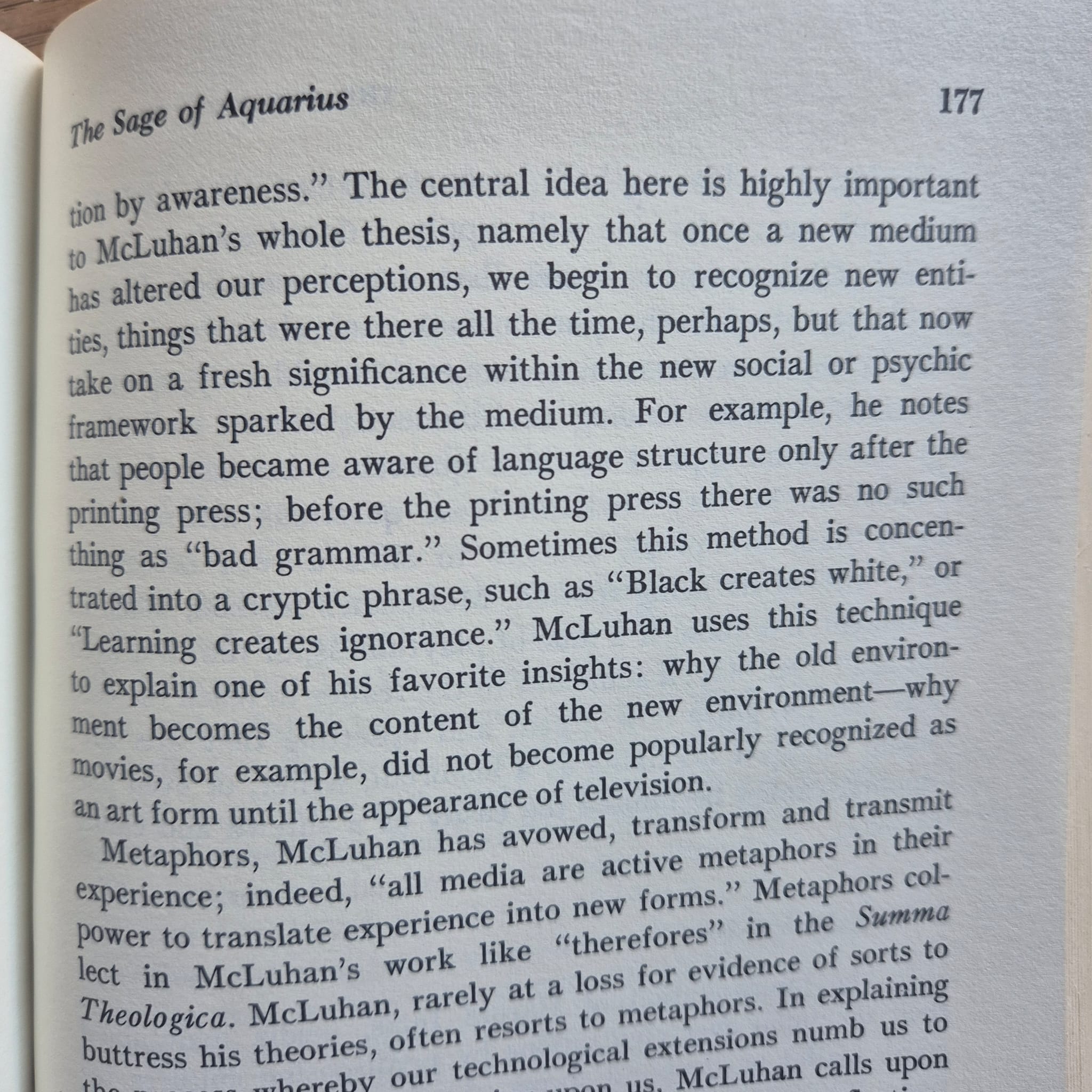 'The Post-Industrial Prophets: Interpretations of Technology' by William Kuhns
