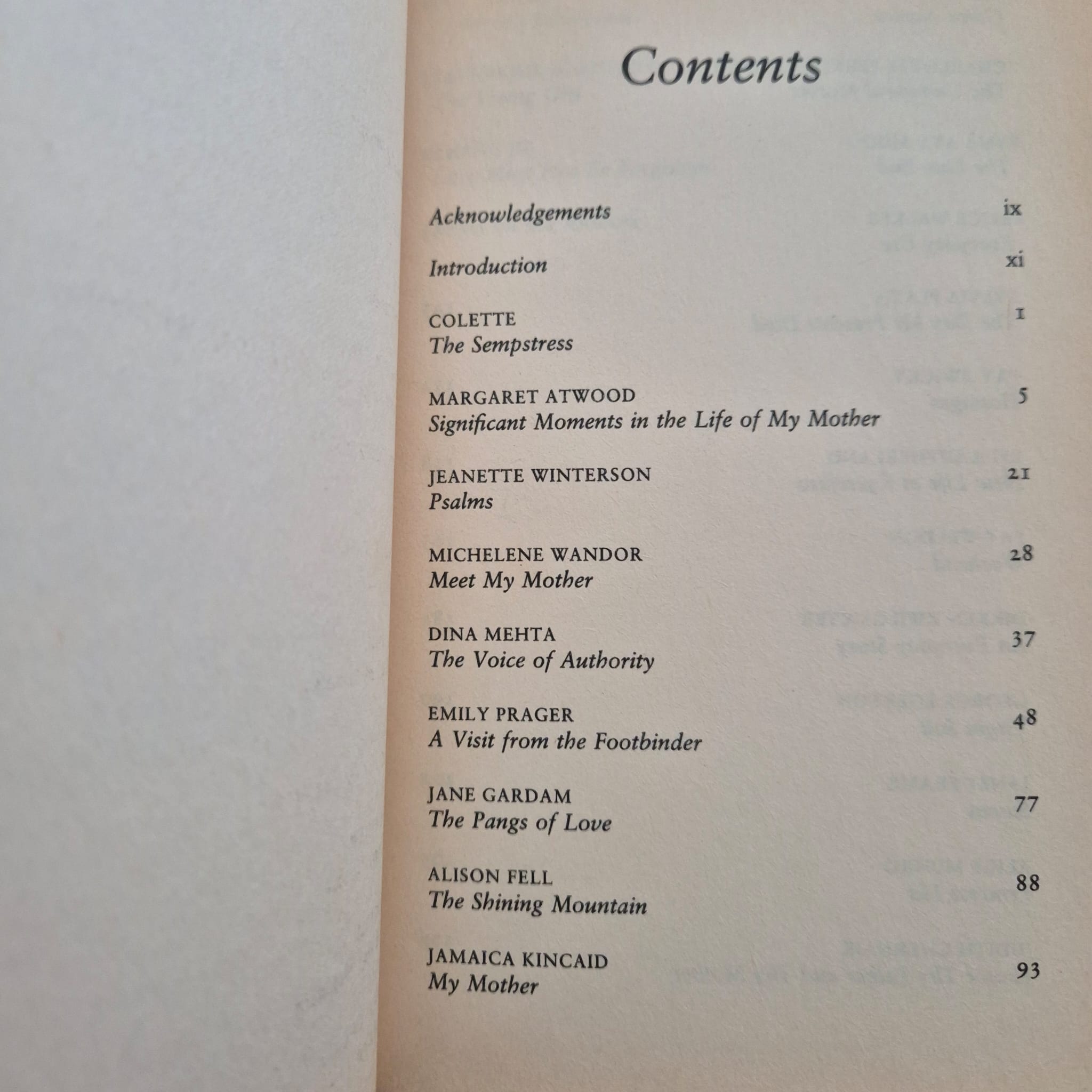 'Close Company: Stories of Mothers and Daughters' edited by Christine Park and Caroline Heaton
