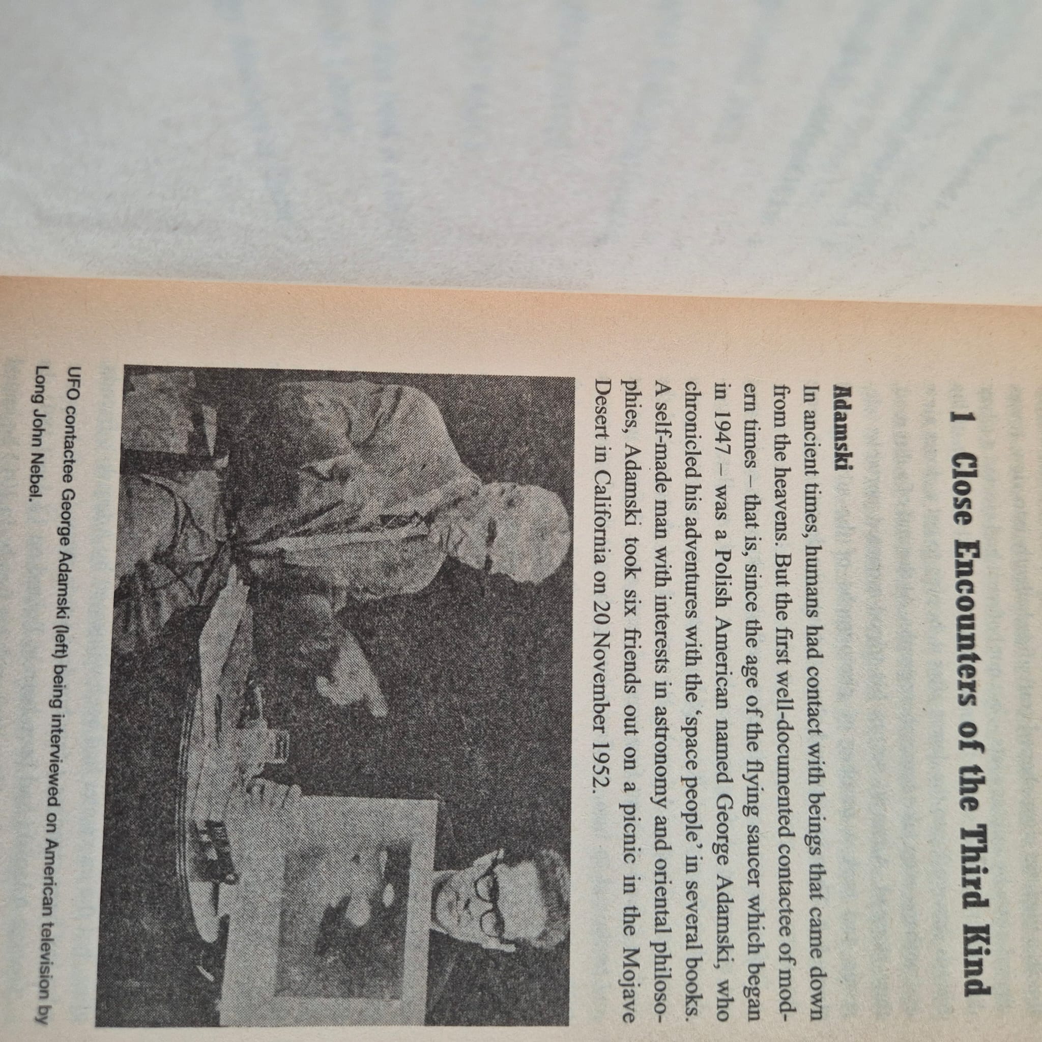 'The World's Greatest Alien Encounters' by Nigel Cawthorne