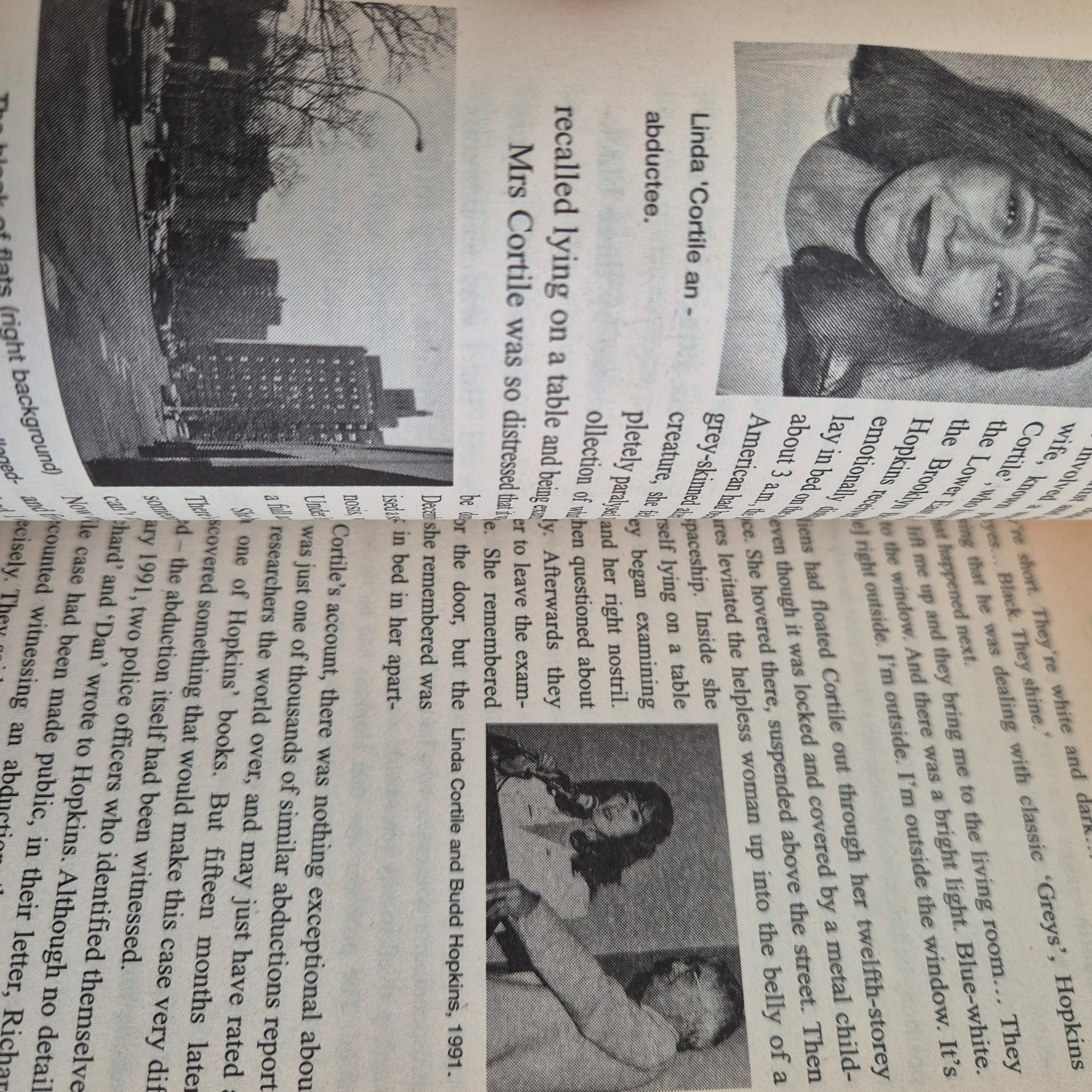 'The World's Greatest Alien Encounters' by Nigel Cawthorne