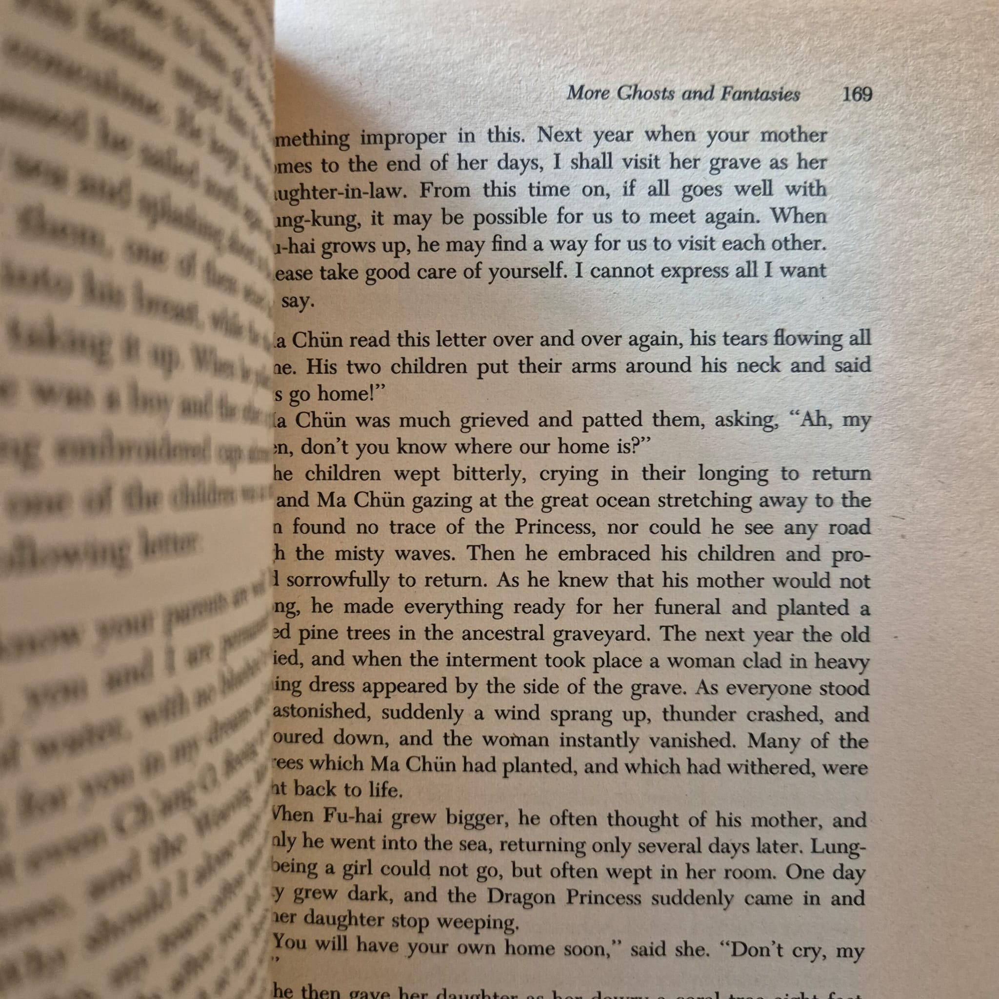 'Anthology of Chinese Literature, Volume 2: From the 14th Century to the Present Day' edited by Cyril Birch